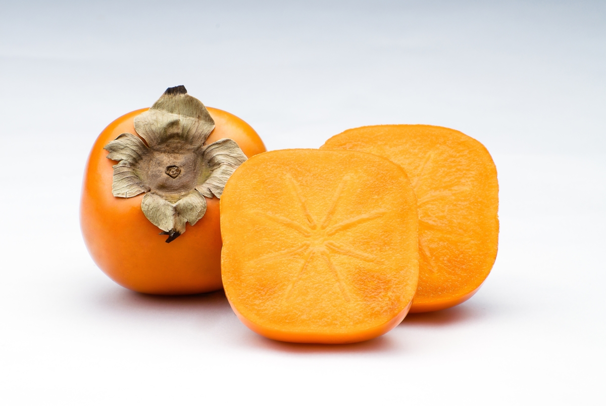 Persimmon-kaki-Pixabay-by-teerkrizkova